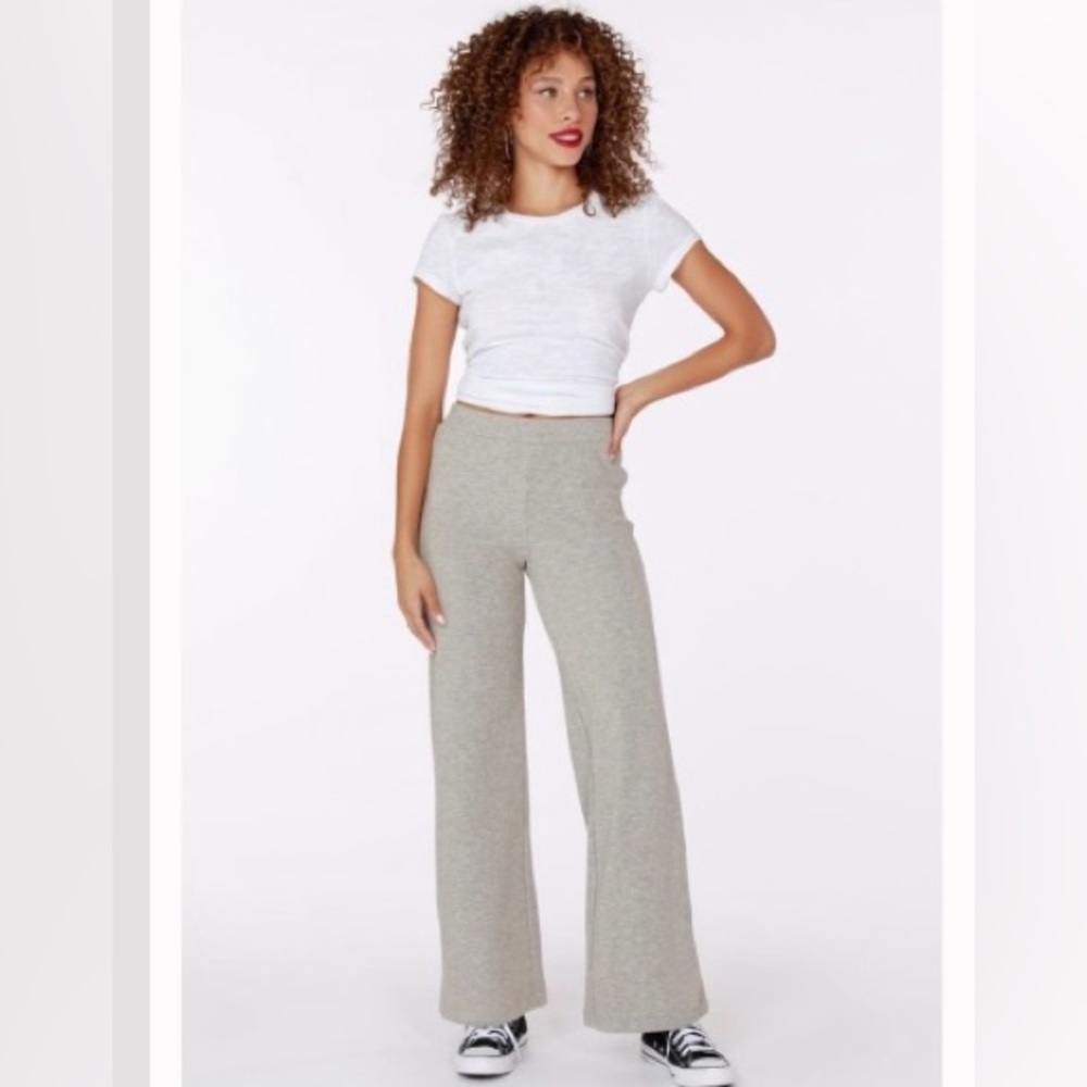 🤎  Bobi - Cozy Wide Leg Pant Tan SZ LARGE NWT